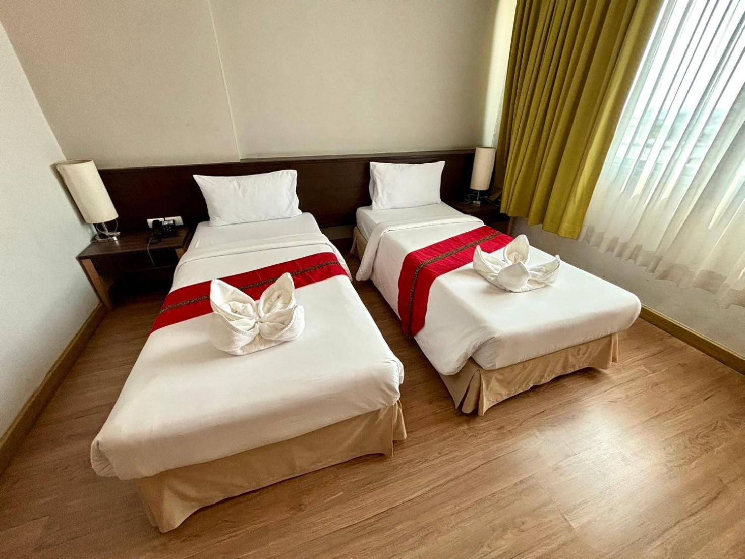 Aloha Hatyai Hotel Hat Yai Esterno foto