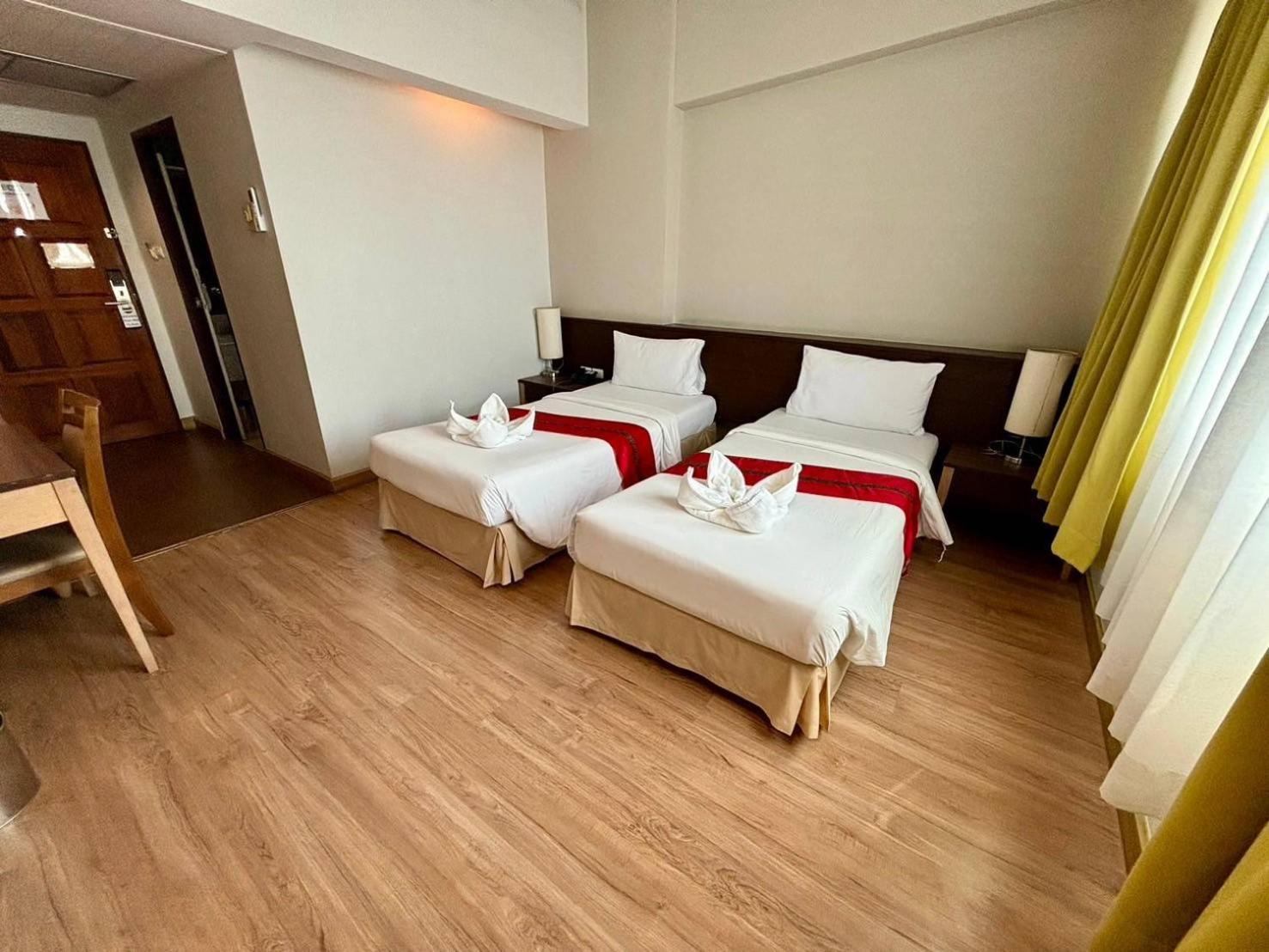 Aloha Hatyai Hotel Hat Yai Esterno foto