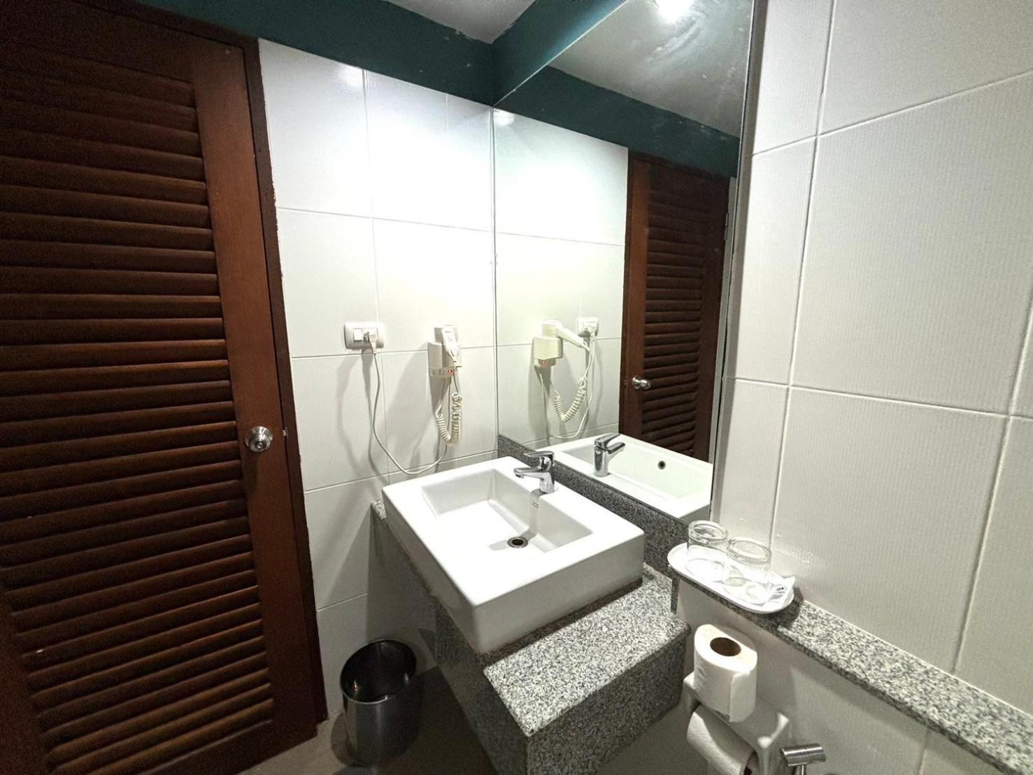 Aloha Hatyai Hotel Hat Yai Esterno foto