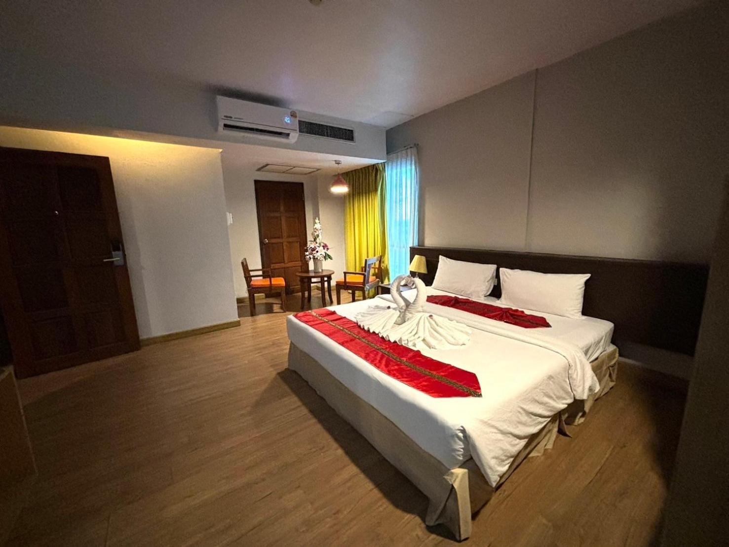 Aloha Hatyai Hotel Hat Yai Esterno foto